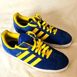 adidas gazelle silver green womens adidas Gazelle Indoor Powder Yellow Royal Blue
